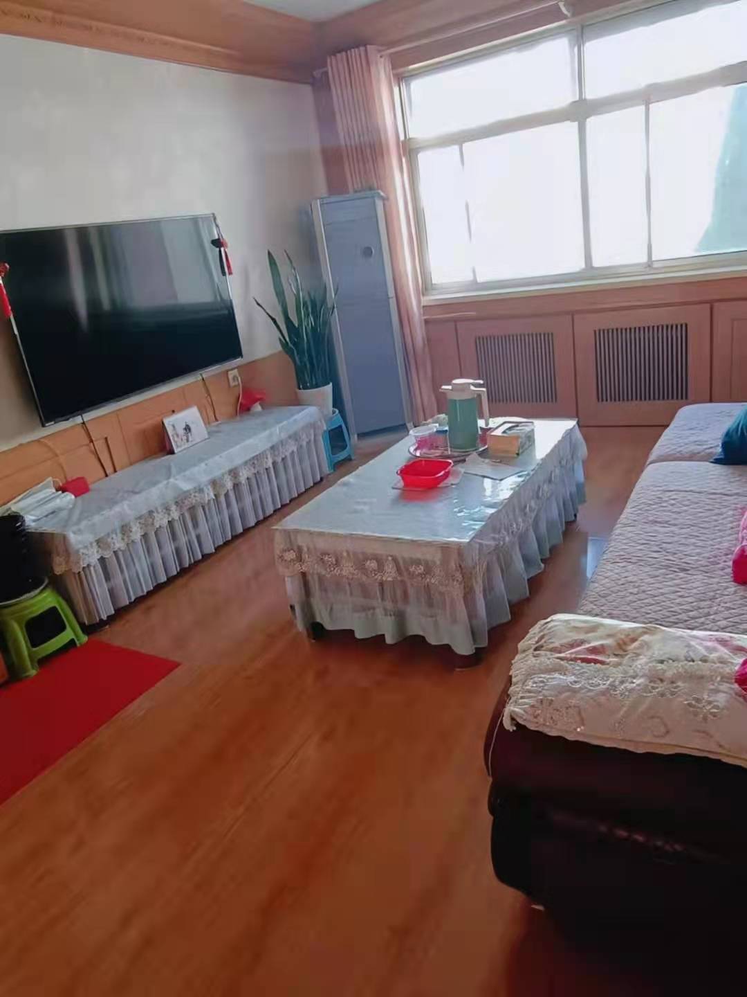 国安小区，二楼88平
