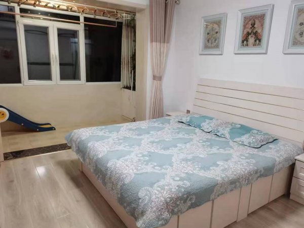 一中馨园小区2楼东边户急售