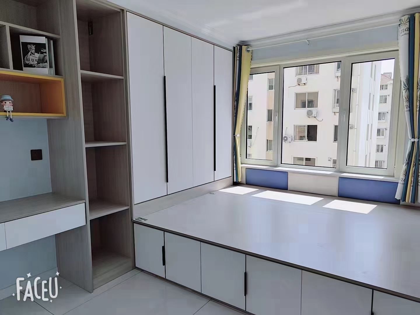 向阳小区三楼