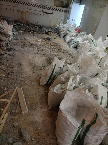 砸墙，上料，搬运，拆除，垃圾清理，零工杂活等，