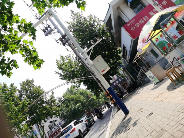 大世界商城三楼出售