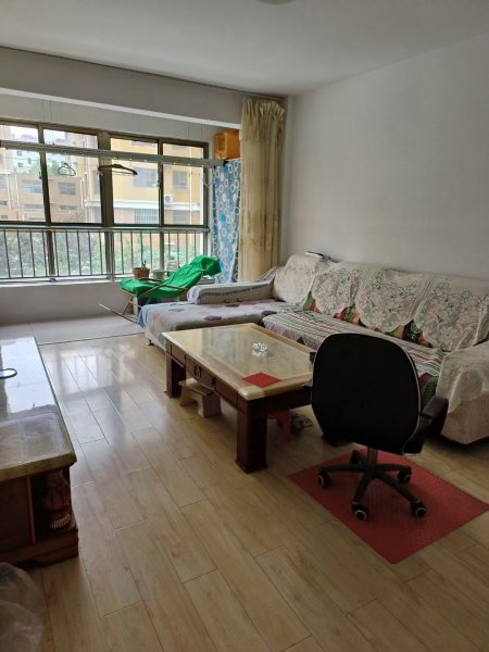 西馨园框架精装一楼出售