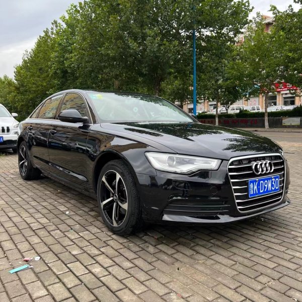 14年新款奥迪A6L，2.0T自动档