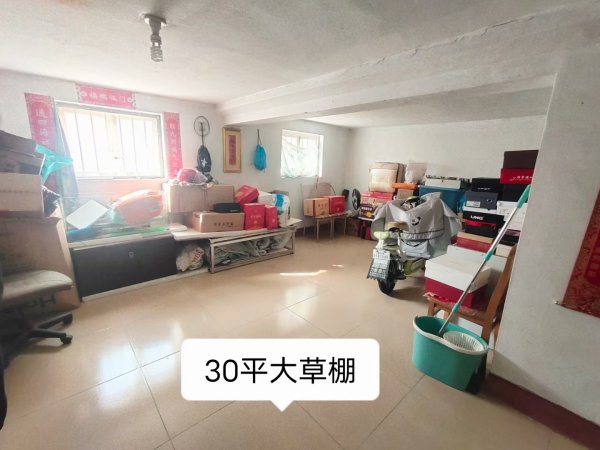 金泰小区3楼108平带超大草棚57.8万