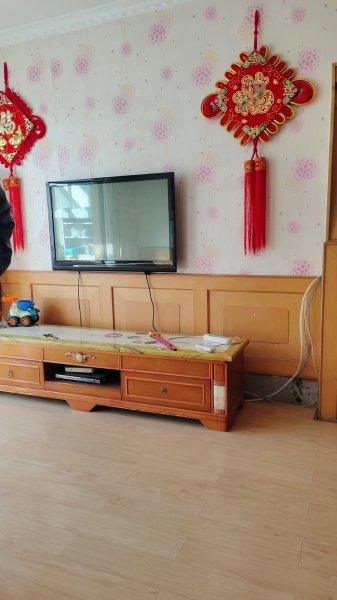 【府前黄山学区】富山路东！向阳小区！3楼！房产证79平米！实