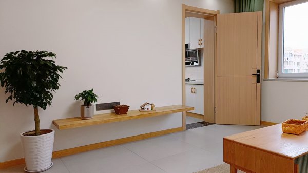 祥和小区5楼非顶楼，东边户，89平，三室精装未住，平开内倒窗