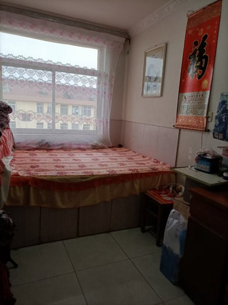 向阳小区中装六楼29.8万出售