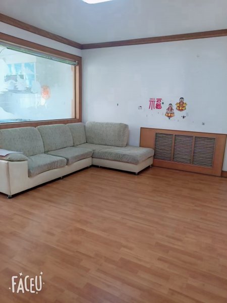 豪门小区四楼