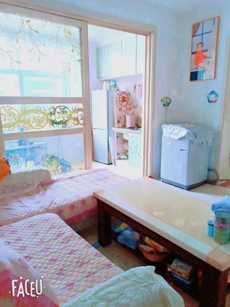 人民广场南 罐头厂家属楼 四楼边户