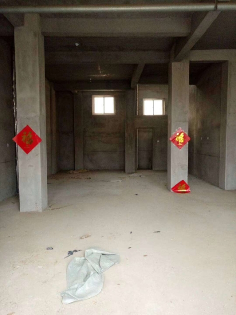 门市出售乳山口(经区)万合苑小区临街二层门172平每平米60