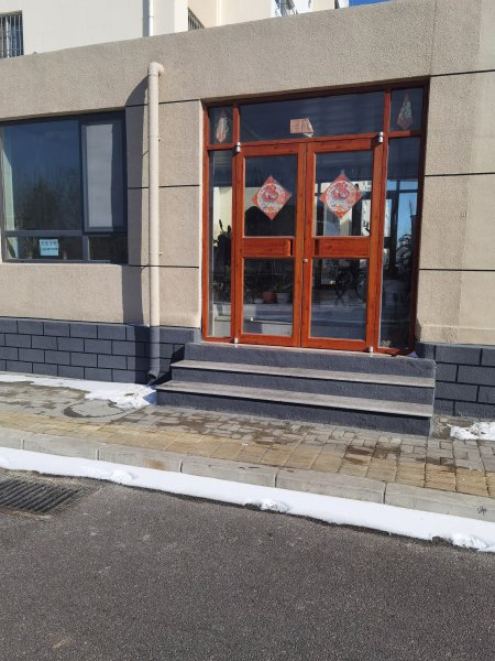 河滨小区精装修门市出租