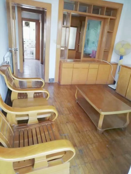 幸福小区3楼66平双气南厅二室二厅 ，换房出售32.8万