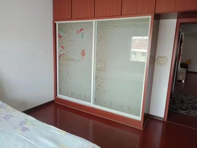 豪门小区134平