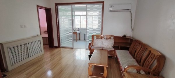 建行家属楼