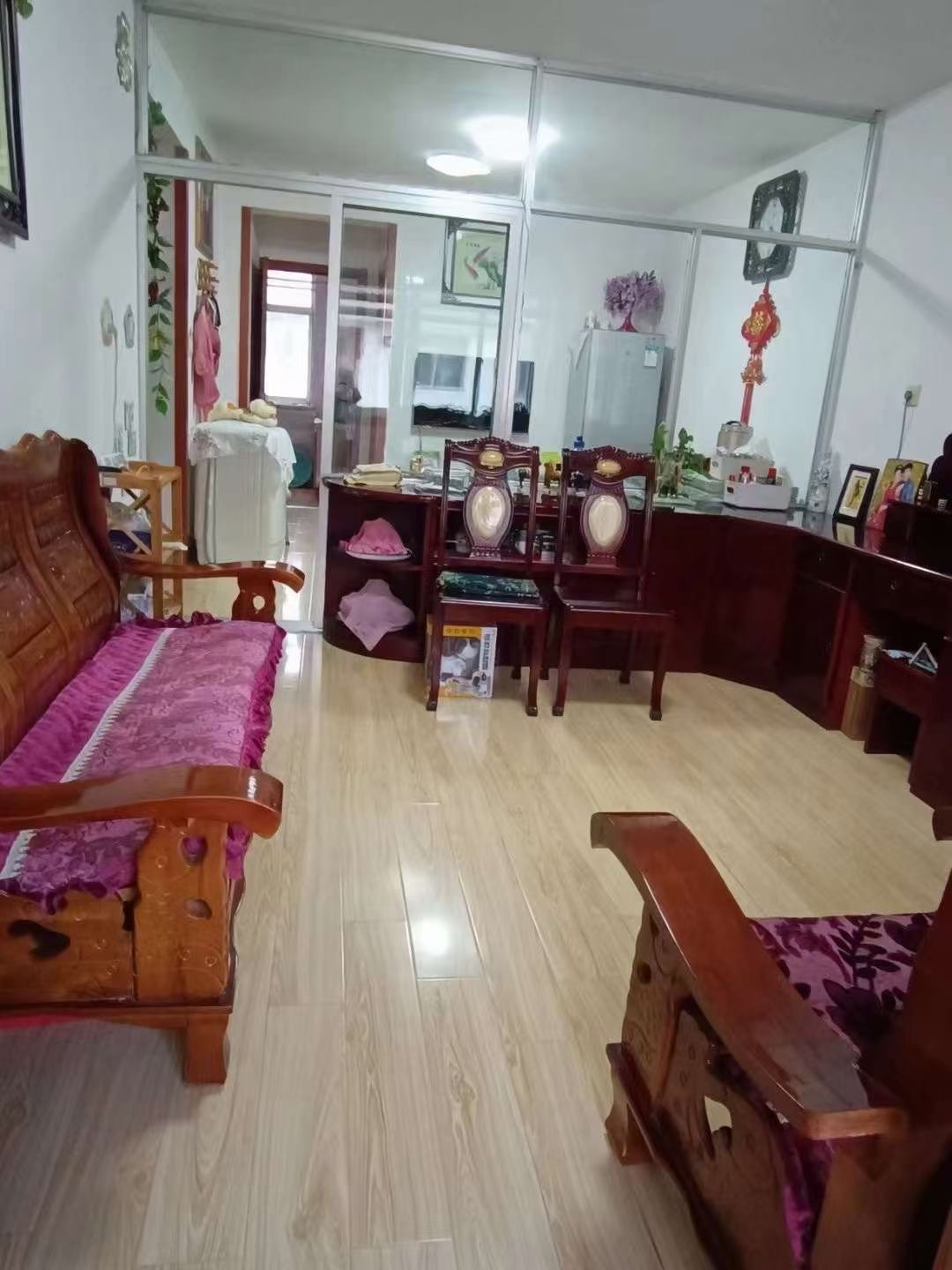 [红包]G向阳二区4楼，面积70平，精装三室一厅