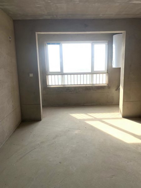 阳光水岸电梯10楼《非顶楼》130平，每平仅售4780！3室