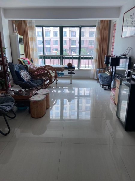 香格里拉一区二楼出售