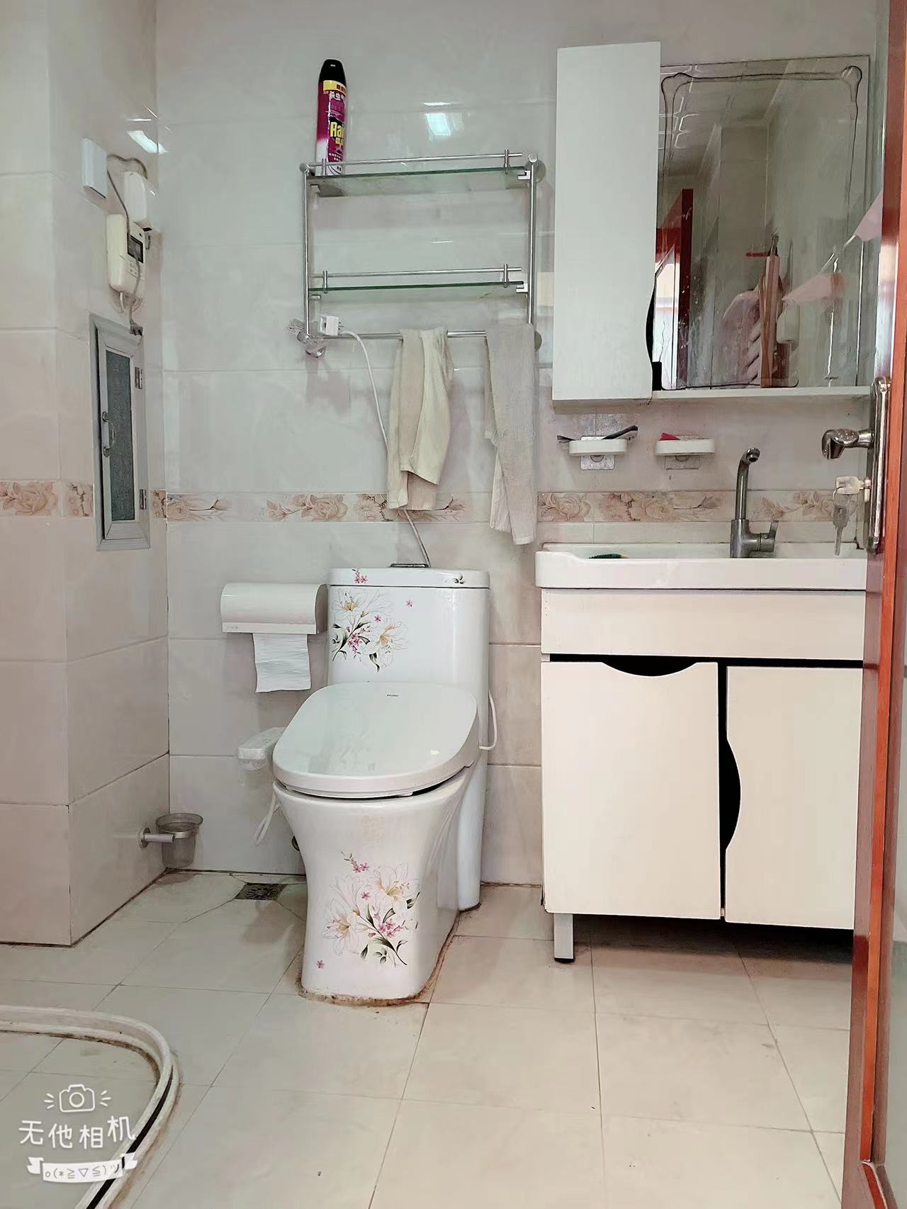 幸福二期全框架三楼，88.48平，全家实木装修，南厅地暖，两