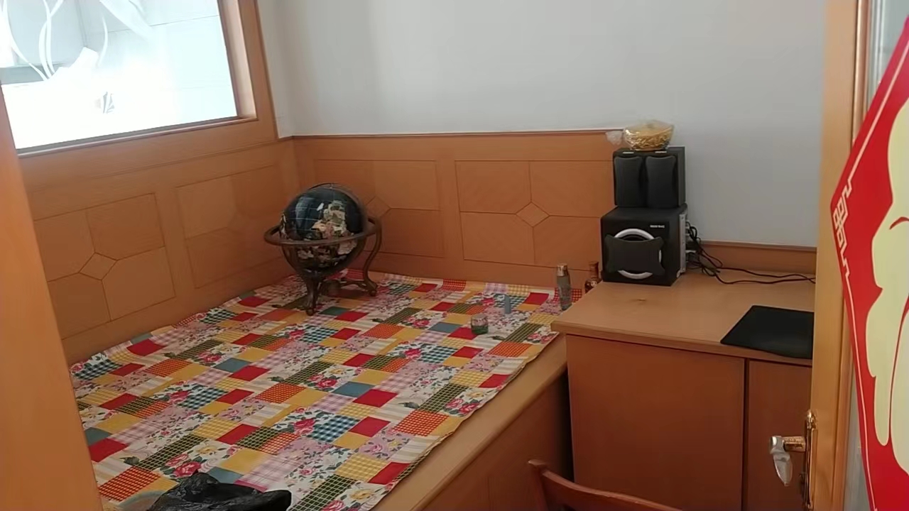 新华小区4楼