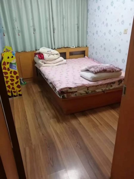 祥和家园5楼126平，北厅，三室朝阳，02年竣工双气齐全