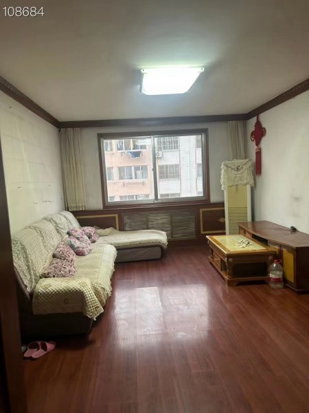 祥和小区4楼90平，两室两厅，双气齐全，仅售42.8万