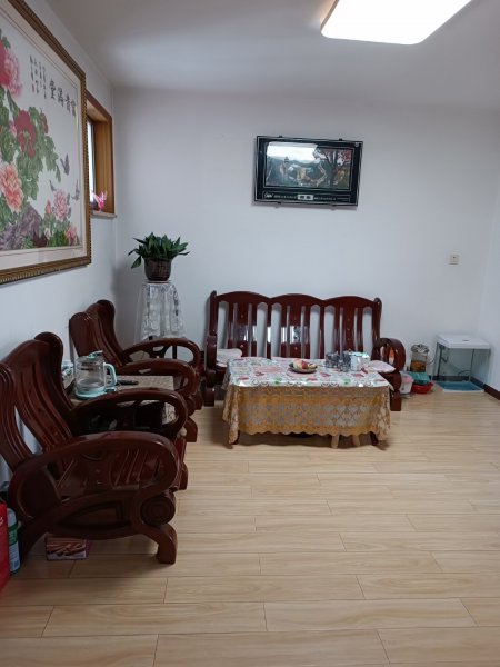 静园小区2楼72平，2室精装短住。家具家电齐全，拎包入住