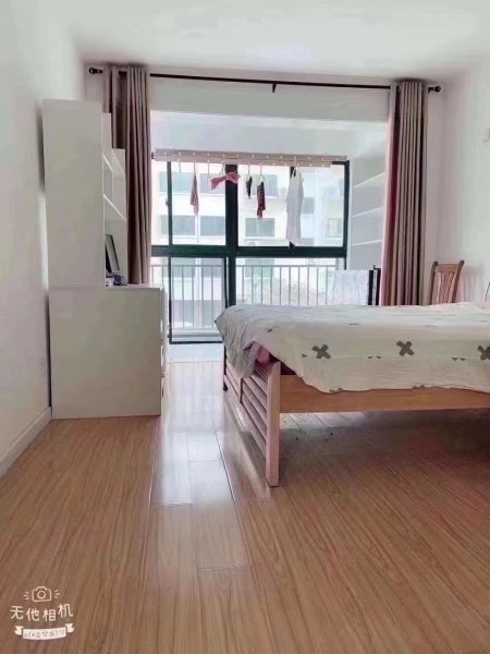 香格里拉二区框架85平一楼户型方正两室朝阳，卫生间带窗，精装