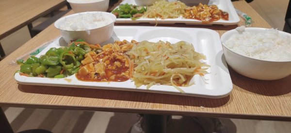16周以上大学厂区环境好
