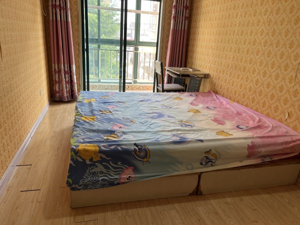 阳光丽苑框架二楼边户87平两室两厅可改三室44.8万