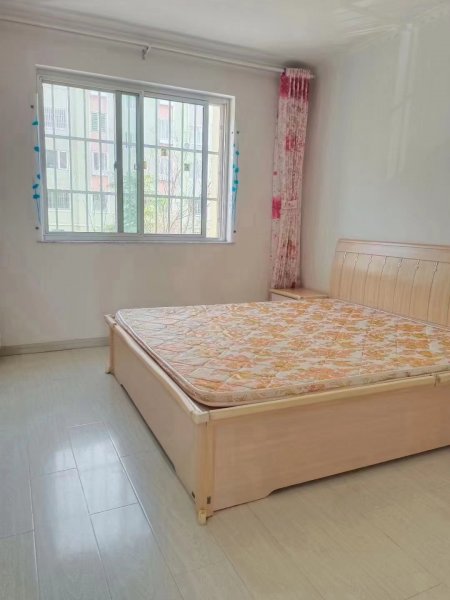 幸福小区二期框架一楼，79平精装修可拎包入住，家具家电齐全4