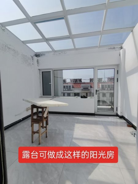 南江书香苑瑞驰康城西，电梯毛坯房，6楼带阁楼95平，仅售49