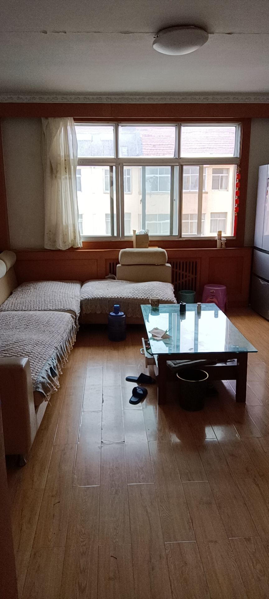 城东二区五楼出售