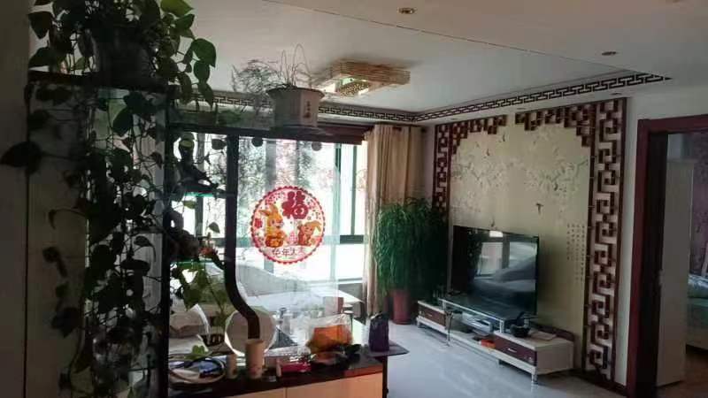 香格里拉三楼100平两室家电齐有空调热水器租金1700