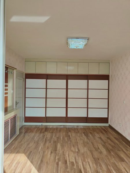 金泰小区，4楼，96平，46.8万