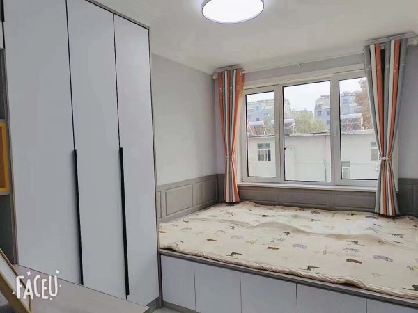 清华园小区三楼，69平39.8万，豪华装修未住