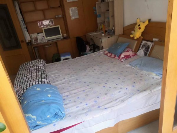 向阳学区3楼 价格不贵