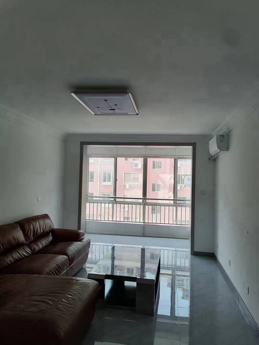 润泽四楼精装未住首次出租
