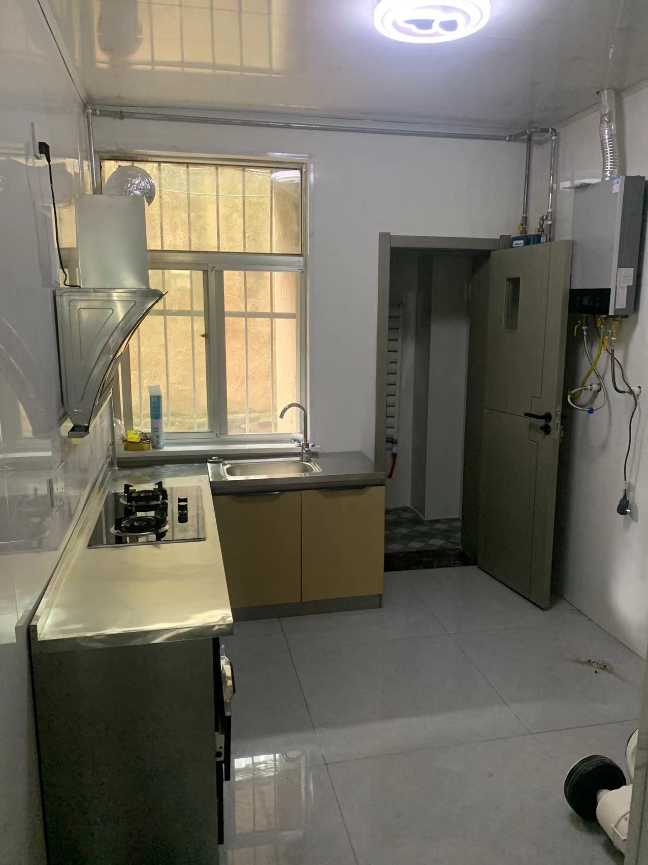一中附近新装修房屋出租