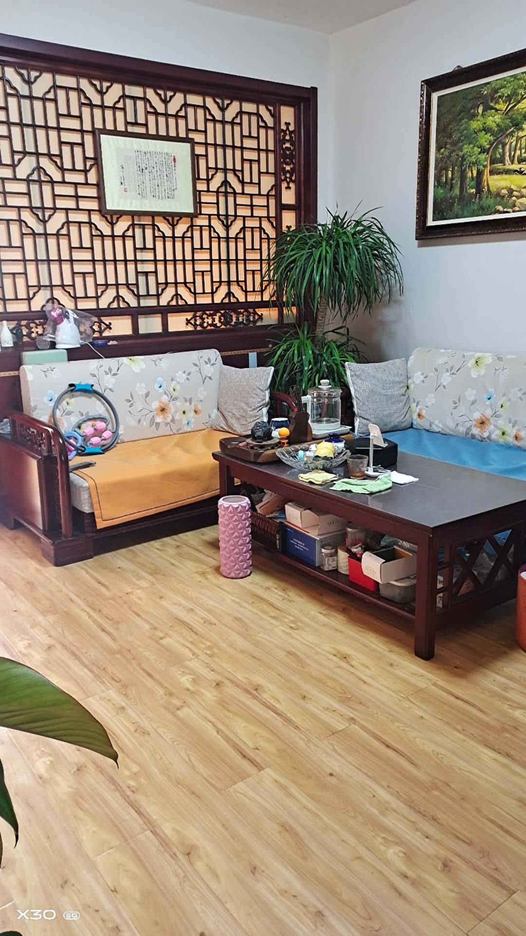 润泽小区电梯7楼，88平精装，45万，带家具家电，紧领金岭高