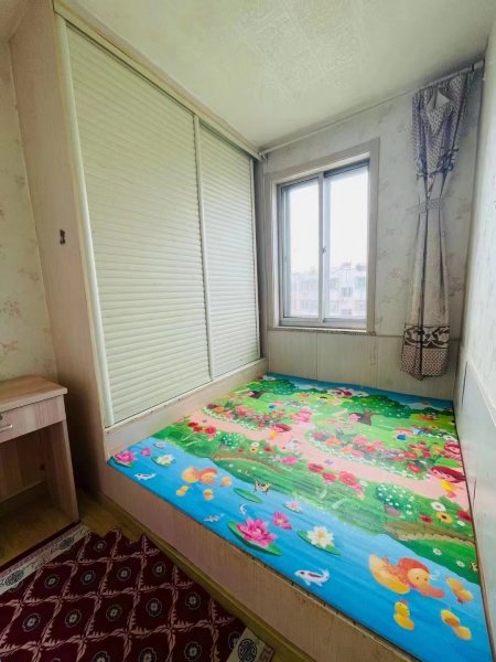 静园5楼54.2平，两室，南厅，双气齐全，家具家电赠送18.