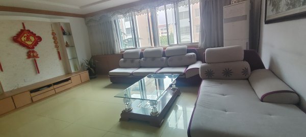 祥和小区精装修拎包入住