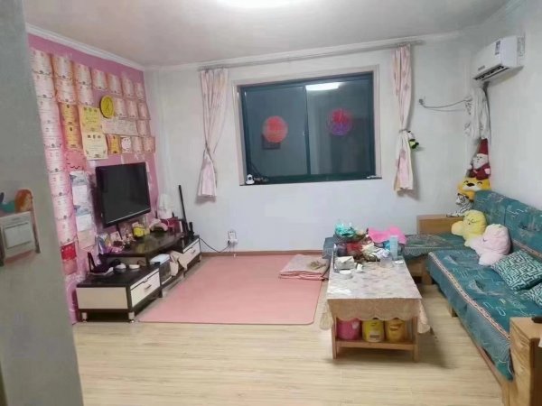 富新花园，框架二楼，85平两室两厅一卫，换房出售53.8万