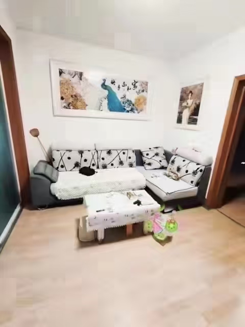 笙歌小区4楼