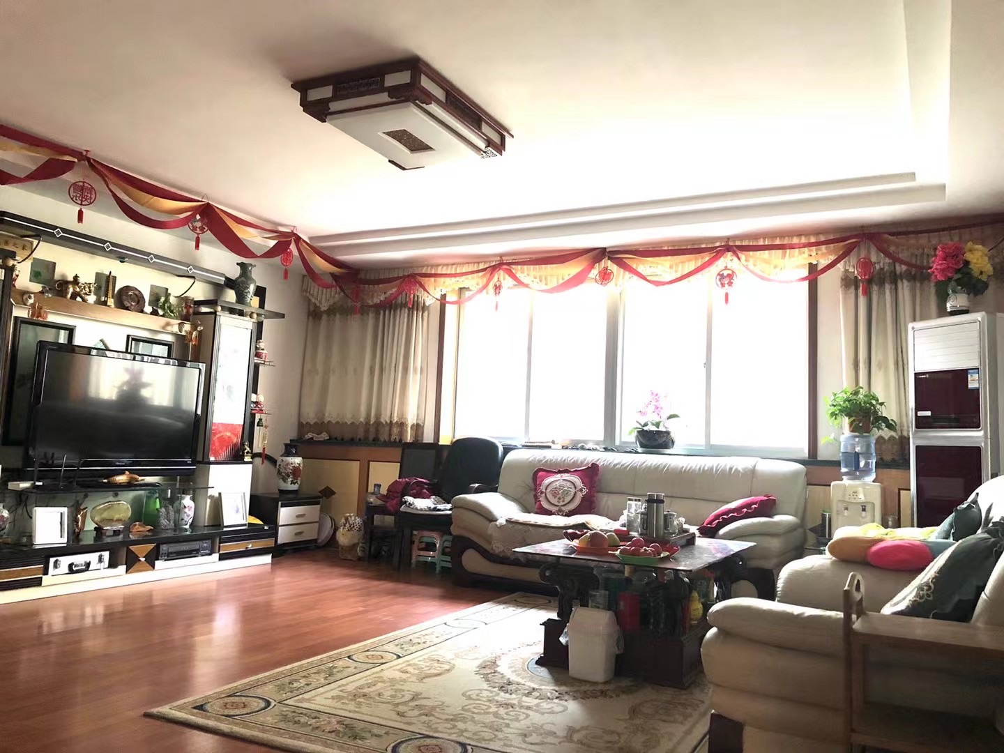 豪门小区自住房出售