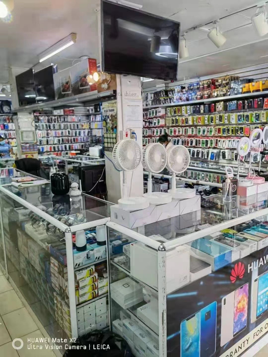 几内亚华人超市招聘店长，女厨师，会计