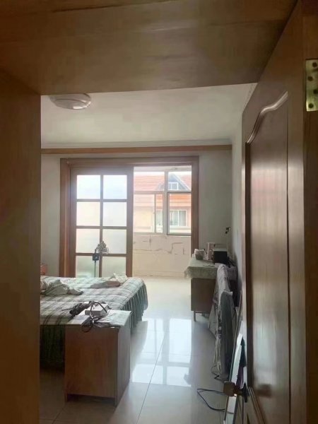 【二小府前学区房】金丰苑5楼➕阁楼 单层145平，三室 55