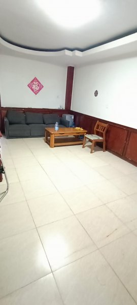 东山小区3楼75.3平 ，二室一厅，可改三室，43.8万