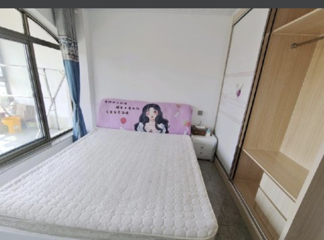 西城华府精装阁楼出租