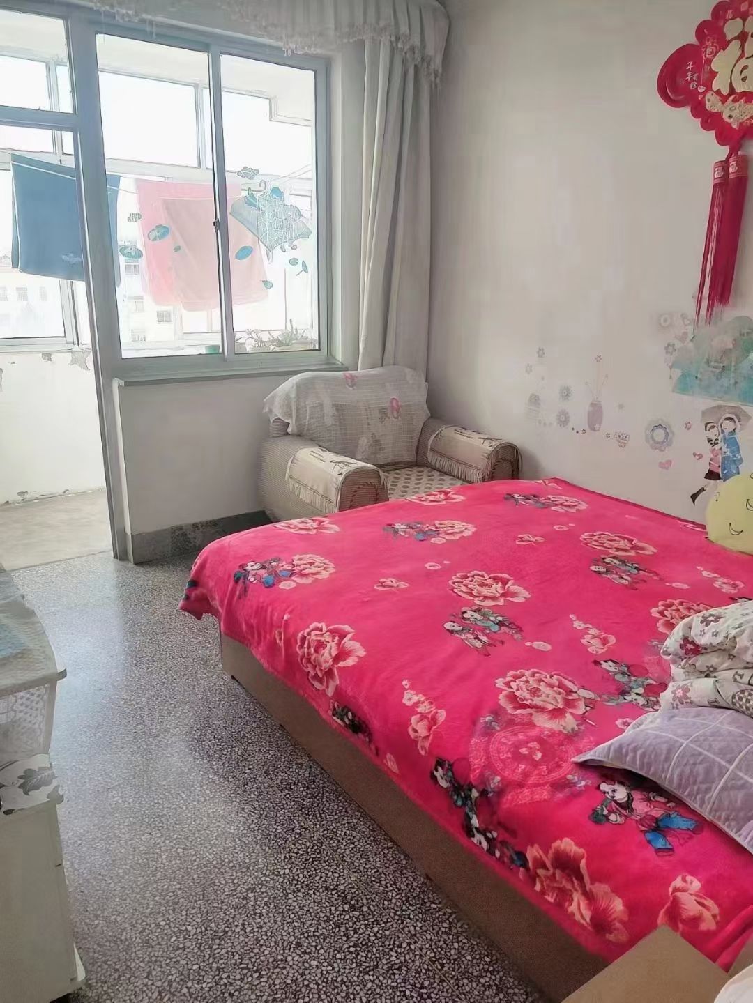 超低价城东一区5楼68平，双气，价格可议。
