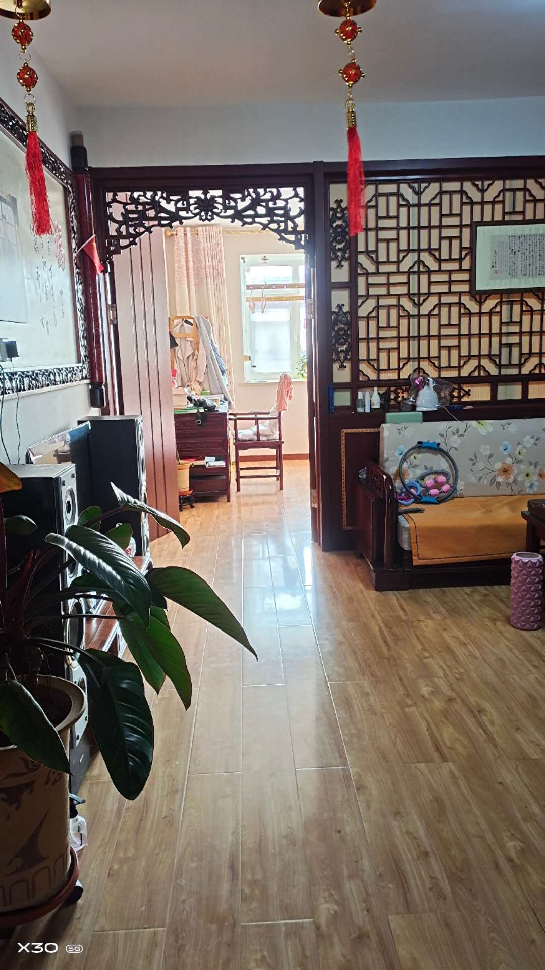 润泽小区电梯7楼，88平精装，45万，带家具家电，紧领金岭高
